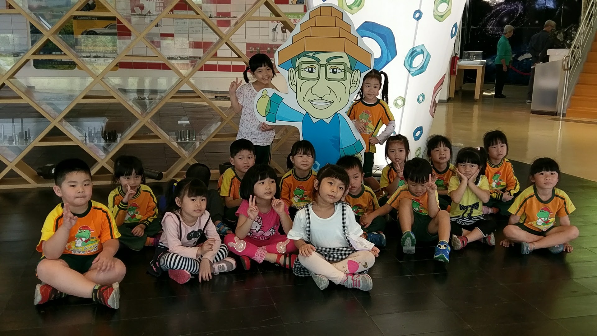 106.4.14-長榮幼兒園2位老師及18位小朋友蒞臨參觀-活動照片